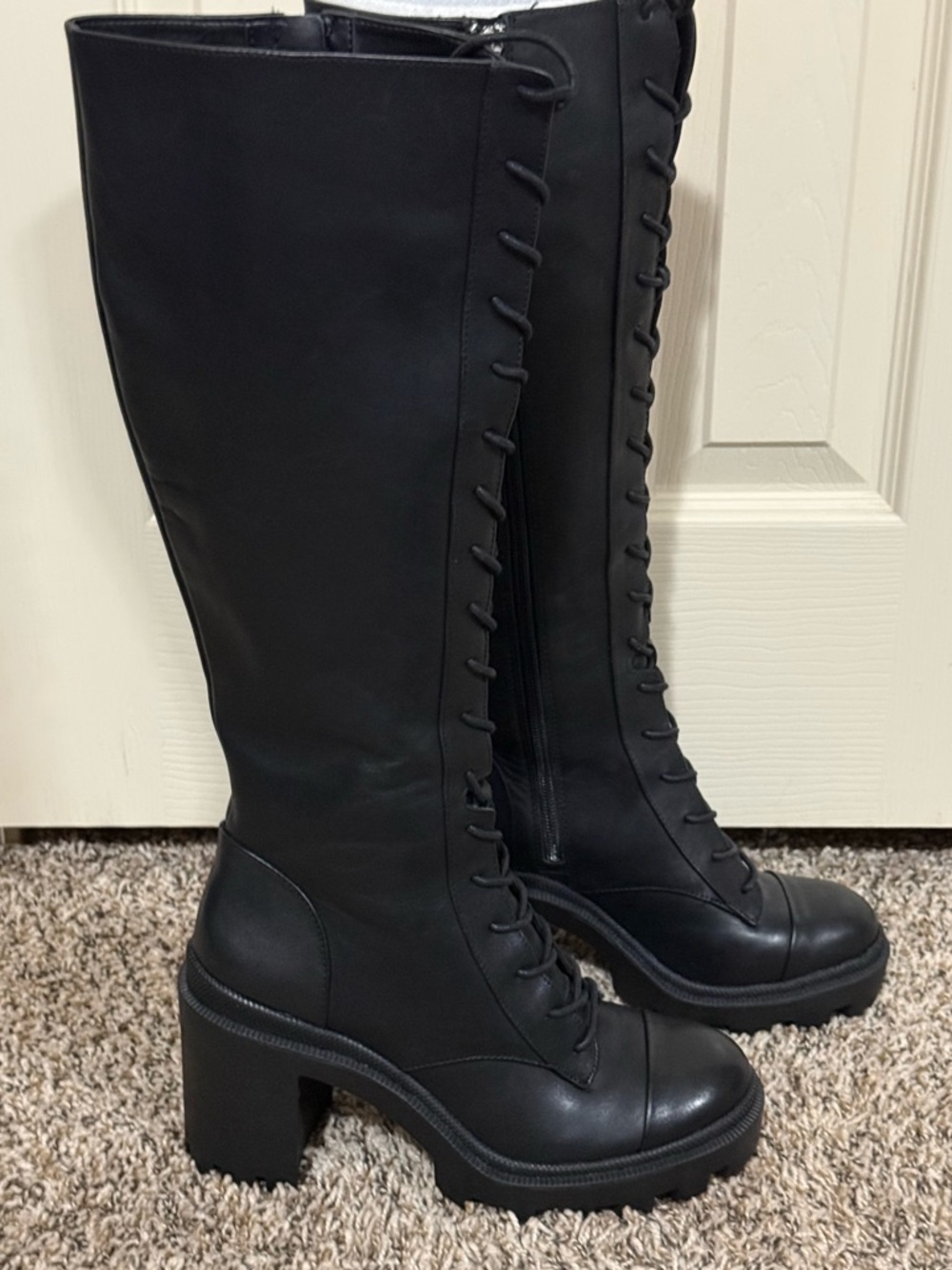 Gianni Bini - Soukey Black Lace-Up Knee-High Chunky Heel Boots
